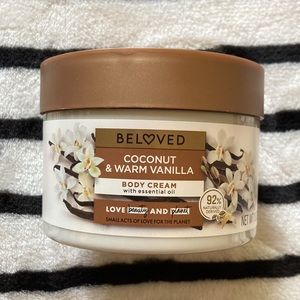 ✨ 5/$25 item - Love, Beauty, and Planet Body Cream